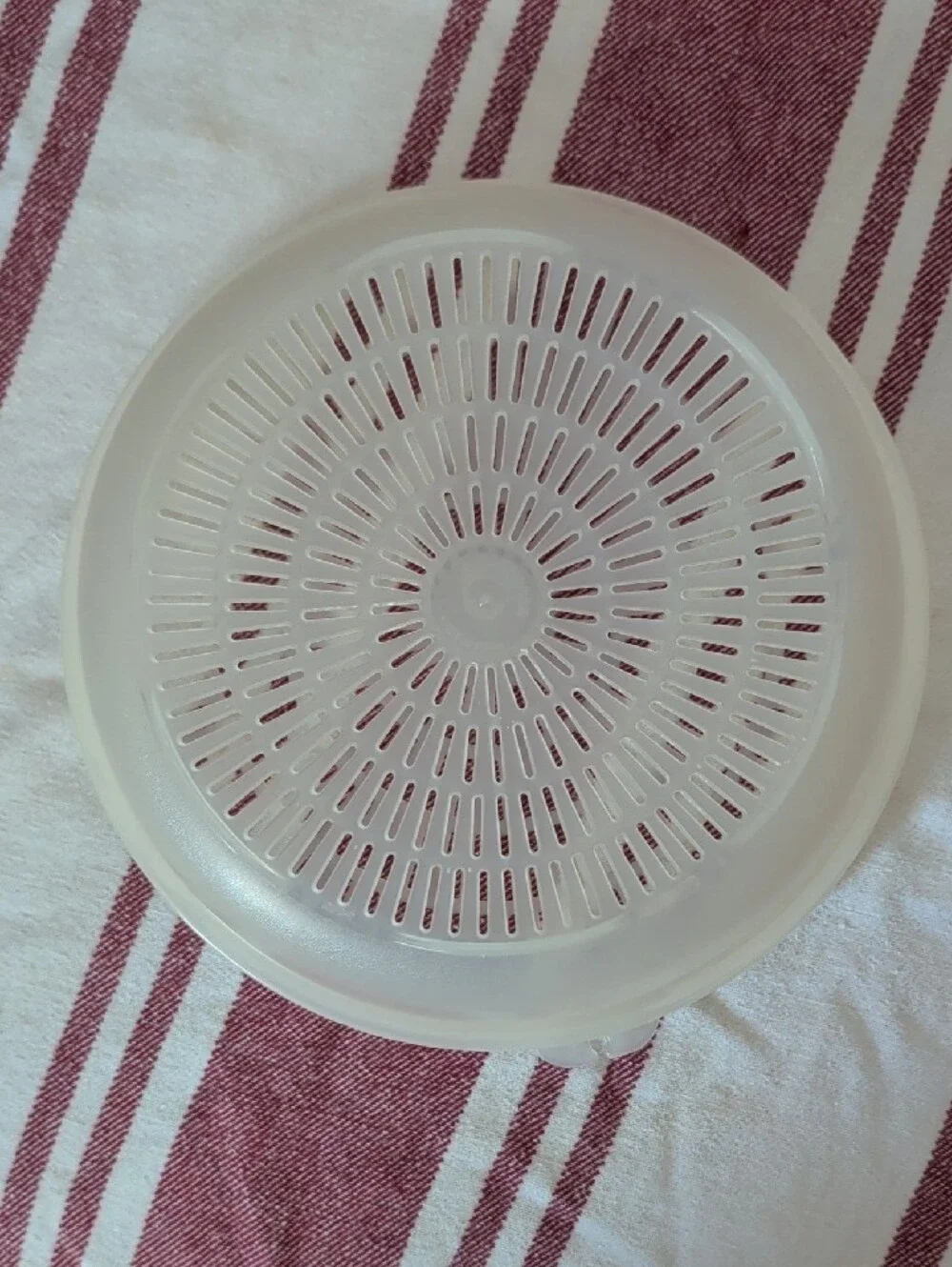 Vintage Tupperware Berry Strainer